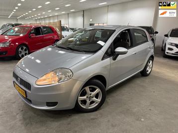 Fiat Grande Punto 1.4 Dynamic / AUTOMAAT / NAP / ZEER NETJES beschikbaar voor biedingen