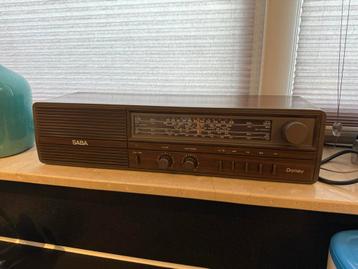 Vintage SABA Donau Radio beschikbaar voor biedingen