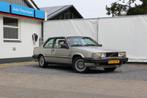 VOLVO 780 Bertone Coupe 2.8 AUT | Schuurvondst, Auto's, Oldtimers, Origineel Nederlands, Te koop, Zilver of Grijs, 5 stoelen