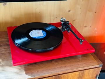 Rega RP6 platenspeler recordplayer hifi beschikbaar voor biedingen