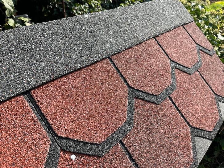 Shingles ruim 2 m2, Doe-het-zelf en Verbouw, Dakpannen en Dakbedekking, Zo goed als nieuw, Dakleer, Overige materialen, Overige kleuren
