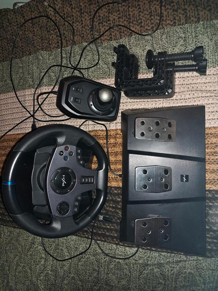 PXN V9 Race Stuur met pedalen en schifter., Spelcomputers en Games, Spelcomputers | Sony PlayStation Consoles | Accessoires, Zo goed als nieuw