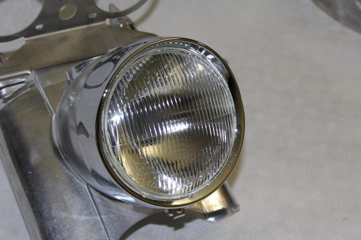 ZUNDAPP ALMOSTCLASSIC  AL 30 JAAR EEN BEGRIP IN VLAARDINGEN, Fietsen en Brommers, Brommeronderdelen | Zundapp, Nieuw, Koplamp