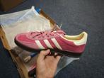 Adidas Gazelle Roze Maat 42 - Nieuw!, Kleding | Dames, Schoenen, Ophalen of Verzenden, Nieuw, Roze, Sneakers of Gympen