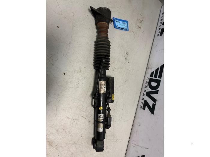 Schokdemper rechts-achter van een Audi RS7, Auto-onderdelen, Ophanging en Onderstel, Audi, Gebruikt, 3 maanden garantie, Ophalen of Verzenden