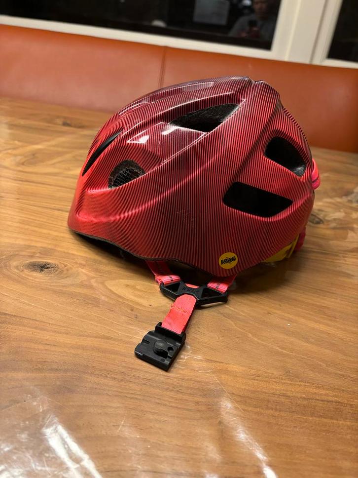 Specialized Mio Peuterhelm MIPS - Zo Goed Als Nieuw!, Fietsen en Brommers, Fietsaccessoires | Fietshelmen, Zo goed als nieuw, Jongen of Meisje