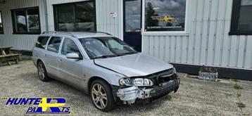 Volvo V70 2.4D Momentum Kleurcode 426 beschikbaar voor biedingen
