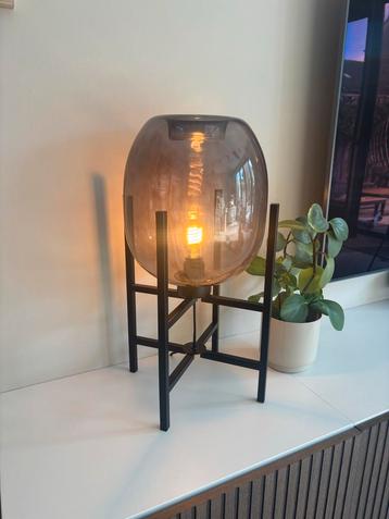 Tafellamp Rookglas Design beschikbaar voor biedingen