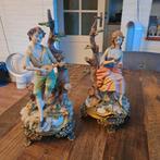2 Porseleinen  Capodimonte  Beelden 30 bij 13 cm groot, Ophalen of Verzenden