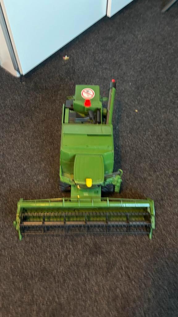 Bruder John Deere Combine Harvester, Kinderen en Baby's, Speelgoed | Speelgoedvoertuigen, Zo goed als nieuw, Ophalen of Verzenden