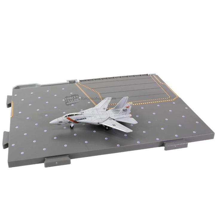 F-14A Tomcat VF-114 Aardvarks met Sectie E vliegdekschip, Hobby en Vrije tijd, Modelbouw | Figuren en Diorama's, Nieuw, Diorama
