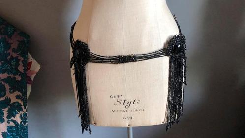 Gitten riem uit vervlogen tijden (gereserveerd AN), Antiek en Kunst, Antiek | Kleding en Accessoires, Ophalen of Verzenden