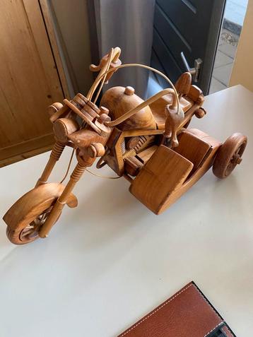 Houten Motor met Zijspan beschikbaar voor biedingen