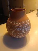 Hella Jongerius terracotta vaas, Huis en Inrichting, Ophalen, Overige kleuren, Aardewerk of Porselein, Zo goed als nieuw