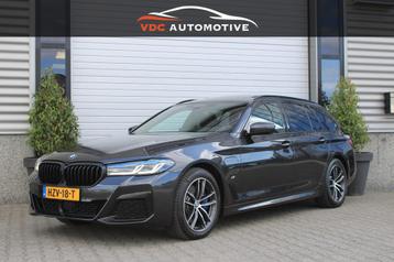 BMW 5-Serie Touring 530e xDrive M Sport Pano | Trekhaak | La beschikbaar voor biedingen
