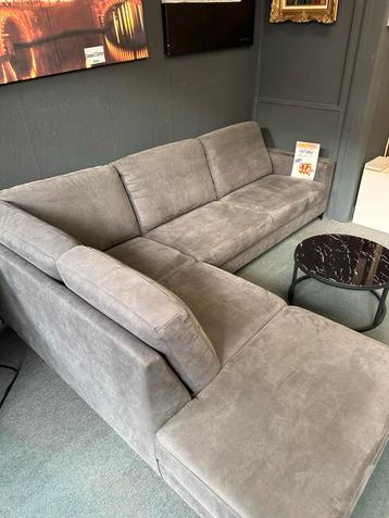 Nieuwe grijze loungebank - Showmodel beschikbaar voor biedingen