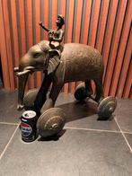 Zeldzame gote tempel olifant - India, Ophalen