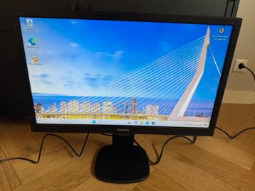 Philips 24 inch fHD monitor beschikbaar voor biedingen