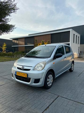 Daihatsu Cuore 1.0 5D 2008 Grijs beschikbaar voor biedingen