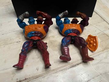 MOTU HE-MAN TWO-BAD     Flat back     Round Back beschikbaar voor biedingen