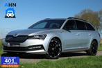 Skoda Superb Combi iV / 218 PK / DSG / Sportline / Black Edi, Zwart, 4 cilinders, Alcantara, Hybride Elektrisch/Benzine