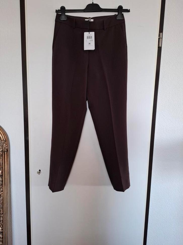 Nieuwe bruine broek van *WE* maat 36 met label, Kleding | Dames, Broeken en Pantalons, Nieuw, Maat 36 (S), Bruin, Lang, Verzenden