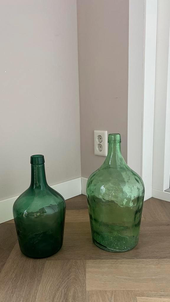 Twee groene gistflessen - vintage glaswerk, Antiek en Kunst, Antiek | Vazen, Ophalen