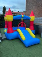 Klein Springkussen met Glijbaan te Huur Dubbel Plezier!, Ophalen of Verzenden