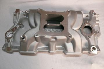 Aluminium intake manifold 1500-6500tpm, SBC, nieuw. beschikbaar voor biedingen