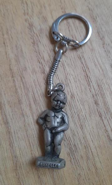 Oude vintage sleutelhanger Brussel Bruxelles  beschikbaar voor biedingen