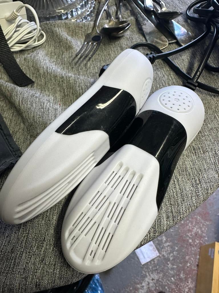 Set schoen verwarmers. Werkt op 220 volt, Ophalen of Verzenden, Zo goed als nieuw, Wandelschoenen