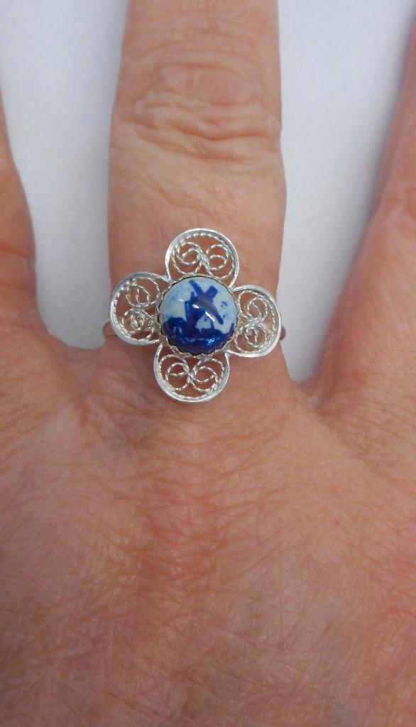 Zilveren vintage ring delfts blauwe steen maat 18.75 nr.867, Sieraden, Tassen en Uiterlijk, Ringen, Zo goed als nieuw, Dame, 18 tot 19