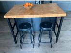Bartafel met krukken, Ophalen, Zo goed als nieuw