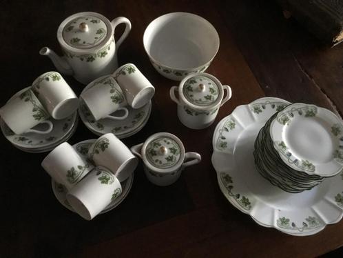 Antiek theeservies met druiventrosjes, Antiek en Kunst, Antiek | Servies compleet, Ophalen
