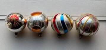 Vintage kersthangers beschikbaar voor biedingen