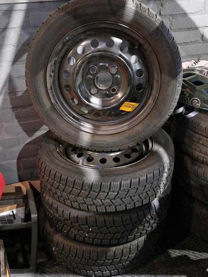 Stalen velgen met winterbanden 155/65R14 - Suzuki/Citroen, Auto-onderdelen, Banden en Velgen, Banden en Velgen, Winterbanden, 14 inch