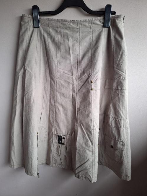 Nieuwe grijs/bruine halflange rok van Estarie, maat 44, Kleding | Dames, Rokken, Nieuw, Maat 42/44 (L), Ophalen of Verzenden