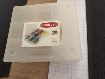 Opbergdozen beschikbaar voor biedingen