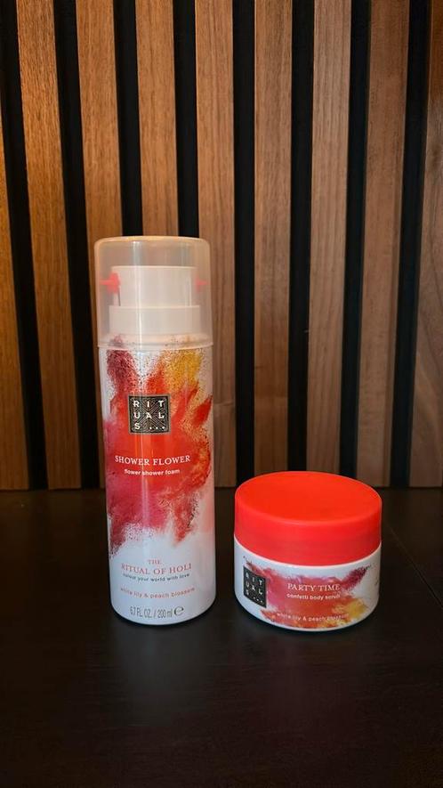 rituals shower flower foam & confetti body scrub, Sieraden, Tassen en Uiterlijk, Uiterlijk | Lichaamsverzorging, Nieuw, Bad & Douche