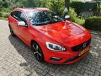 Volvo V60 D4 190pk Geartronic 2018 Rood, Automaat, 1503 kg, Zwart, 1969 cc