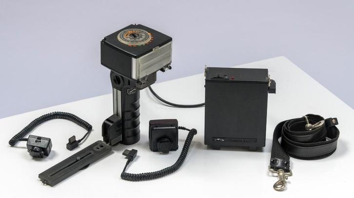 Oerdegelijke Metz handflitser, Audio, Tv en Foto, Fotografie | Professionele apparatuur, Gebruikt, Ophalen