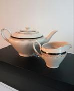 Theepot en theekannetje porseleinen servies uit de jaren 50, Antiek en Kunst, Ophalen of Verzenden