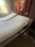 Te koop elektrische verstelbare houten bed, 180 cm, Gebruikt, Ophalen of Verzenden, Tweepersoons