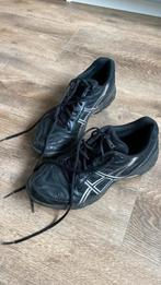 Asics maat 38 veldschoenen met noppen, Sport en Fitness, Korfbal, Schoenen, Gebruikt, Ophalen of Verzenden