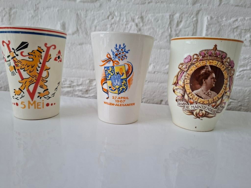 Vintage Oranje Nassau Gedenkbekers - Set van 3, Antiek en Kunst, Ophalen