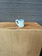 Kannetje - ca 1.5cm - porselein, Ophalen of Verzenden, Zo goed als nieuw, Poppenhuis