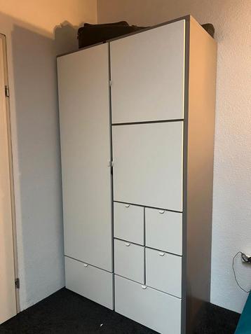 Visthus ikea kledingkast 2x beschikbaar voor biedingen