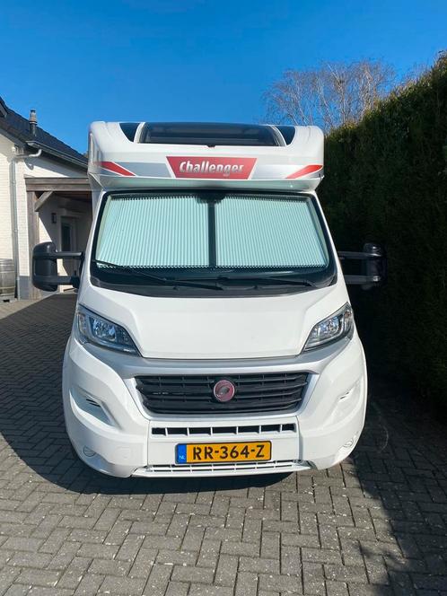 Challenger camper te koop met  queens  bed. 49500,€, Caravans en Kamperen, Campers, Particulier, tot en met 4, Half-integraal