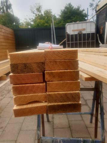 planken latten 7.5 cm bij 22 mm beschikbaar voor biedingen