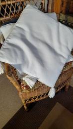 2 Roomkleurige Kussens met Kwastjes - 50x50cm, Huis en Inrichting, Woonaccessoires | Kussens, Ophalen, Vierkant